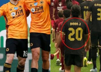 At the Gold Cup final ceremony, Raúl Jiménez paid tribute to his friend Diogo Jota by wearing a shirt with the number 20