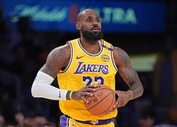 LeBron James embraces fatherhood as Zhuri shines in viral basketball moment