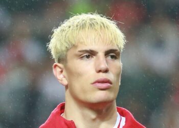 Alejandro Garnacho has been cleared to join his Manchester United teammates at Carrington