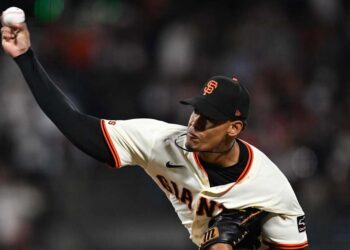 Week 15 Fantasy Baseball Closer Report: Will Seranthony Domínguez, Kenley Jansen, or Aroldis Chapman Get Traded?